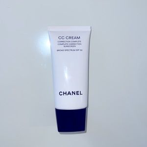 CHANEL CC CREAM CORRECTION COMPLETE COMPLETE CORRECTION SUNSCREEN 50 / BEIGE 40